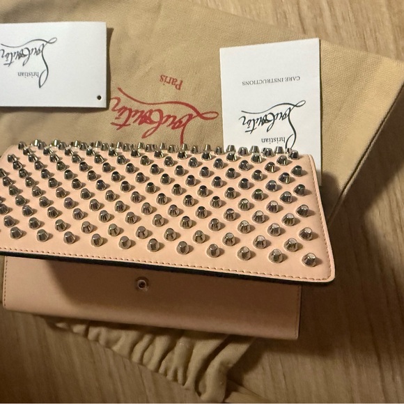 Christian Louboutin Macaron Wallet Calf Spikes Mystic Pink Gold - Picture 8 of 16